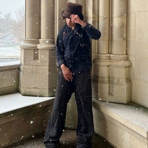 Meet your Posher, Devon